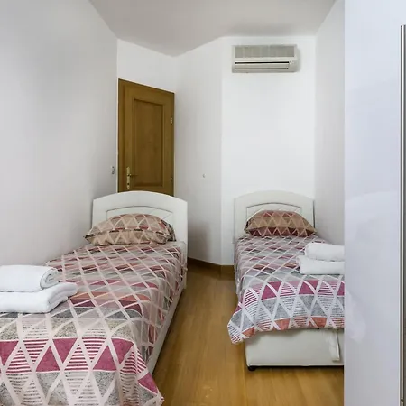Apartman In Near & Nature