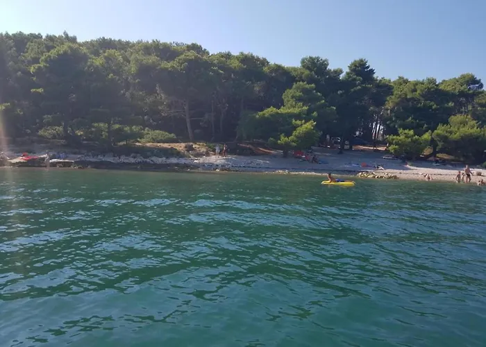 In Near & Nature Banjole