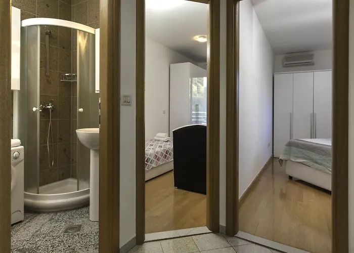 In Near & Nature Lejlighed *