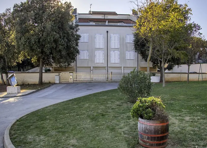 Lejlighed In Near & Nature